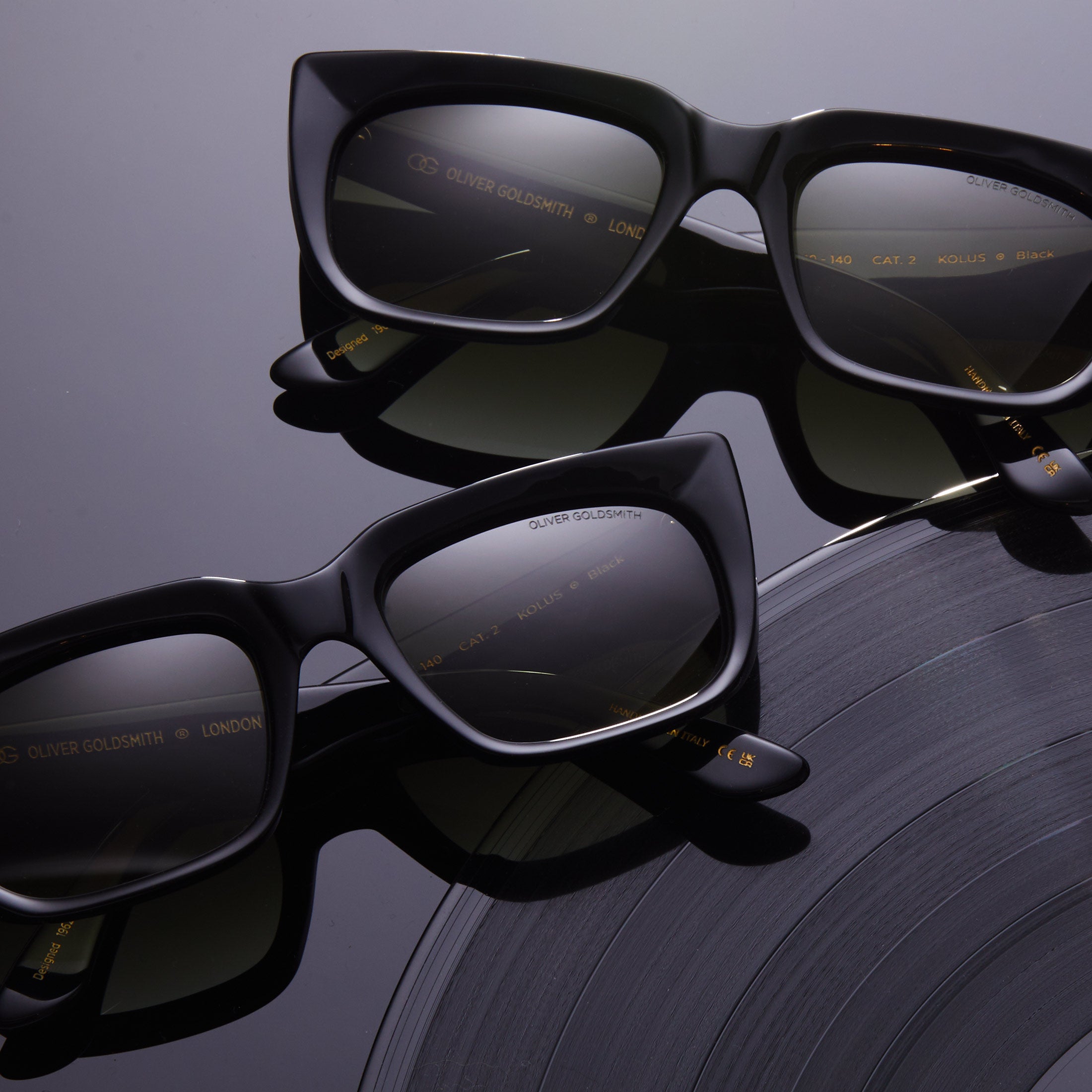 ジョン・レノン。彼のレンズを通して見た人生 | Oliver Goldsmith